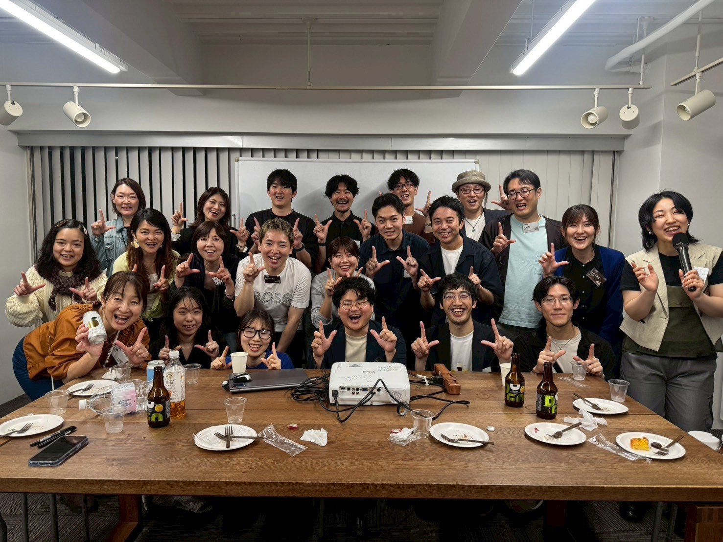 LCAの仲間と集まった集合写真